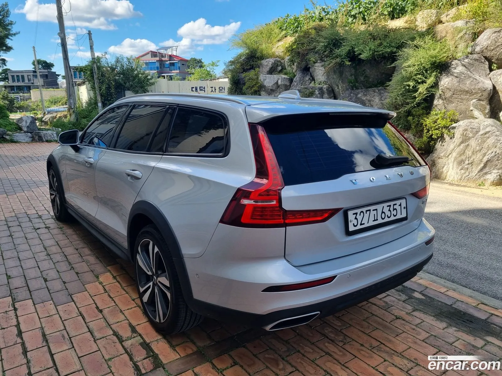 Volvo V60 Cross Country 2Nd Generation T5 Pro Awd - фотография 7641021