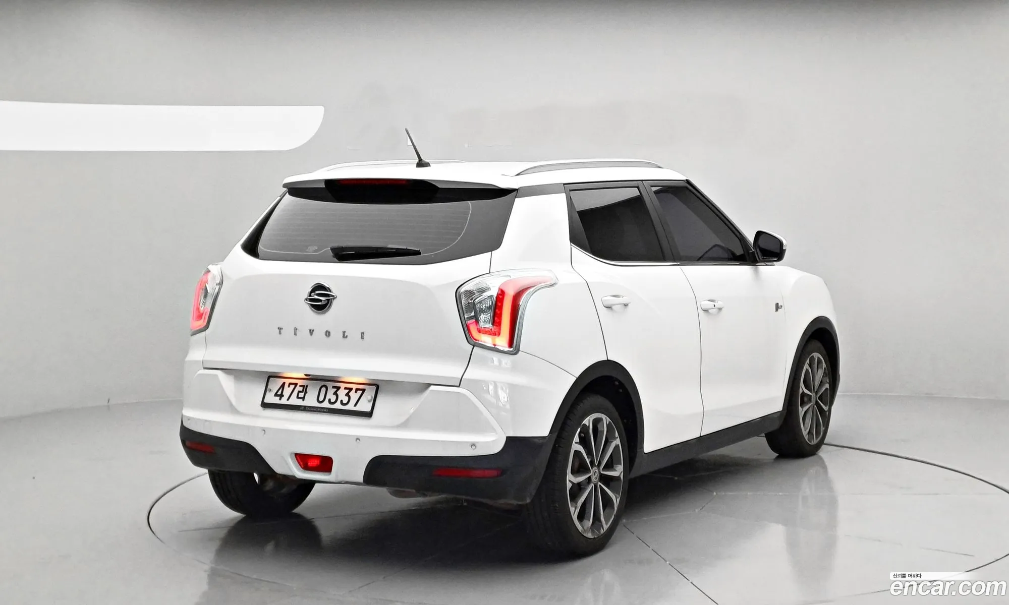 Kg Mobility Ssangyong Tivoli Diesel Lx 4Wd - фотография 5860233