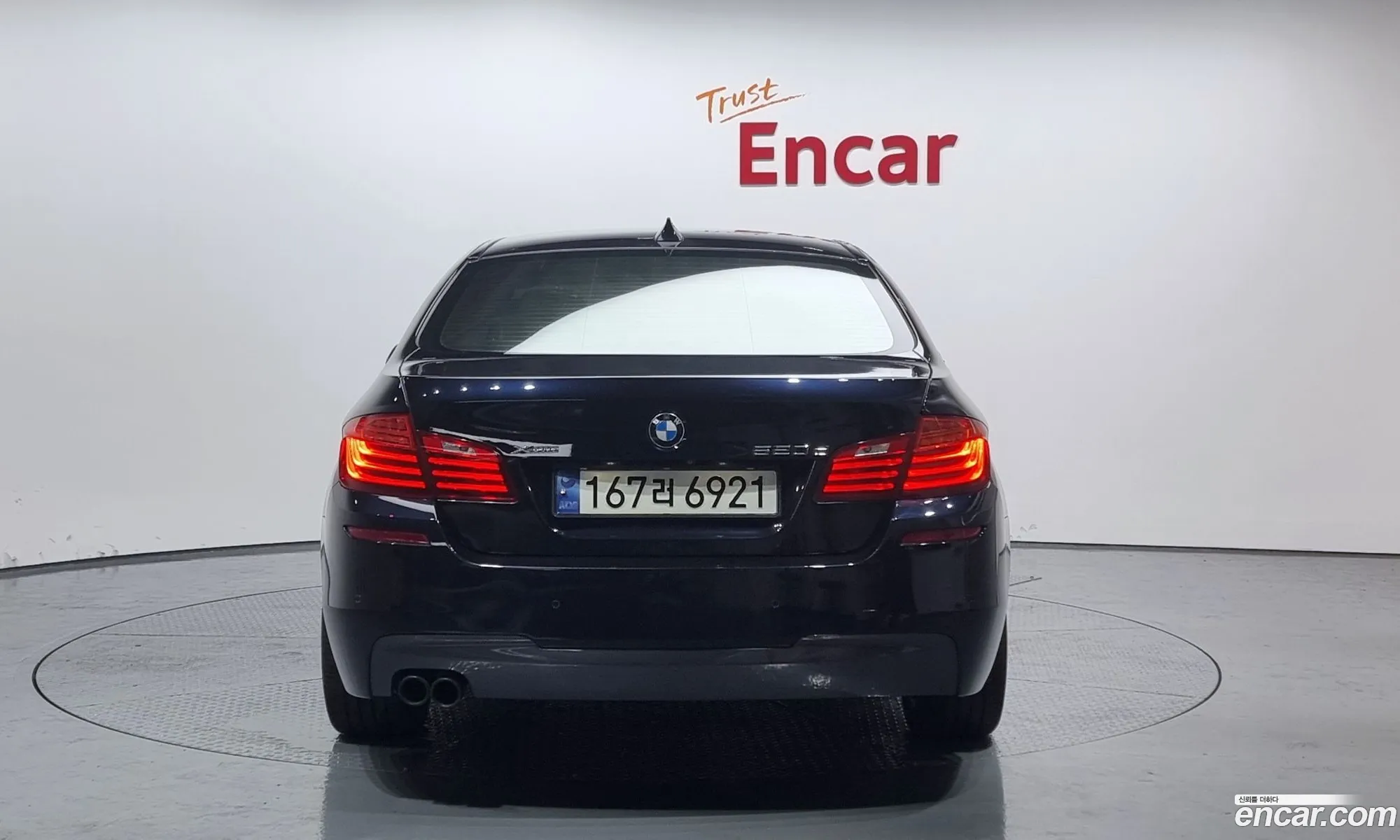 BMW 5 Series F10 520D xDrive M Aerodynamics - фотография 2629400