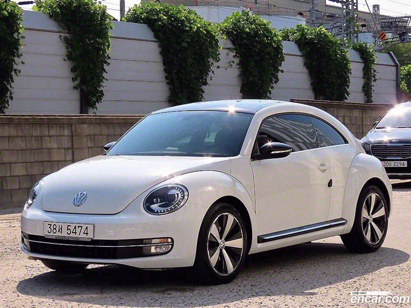Volkswagen The Beetle 20 Tdi Premium 3Rd Generation - фотография 12447002