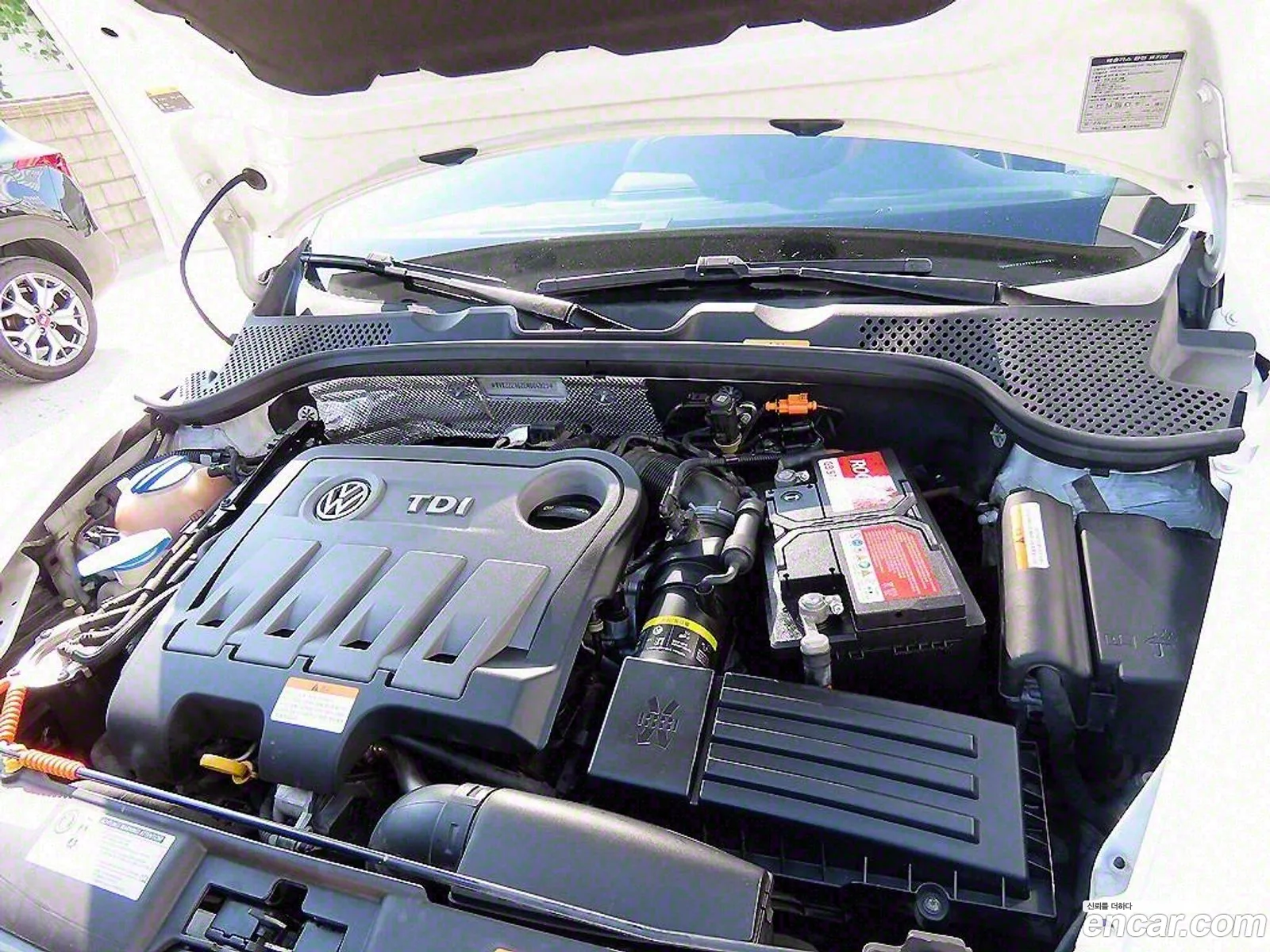 Volkswagen The Beetle 20 Tdi Premium 3Rd Generation - фотография 12447007