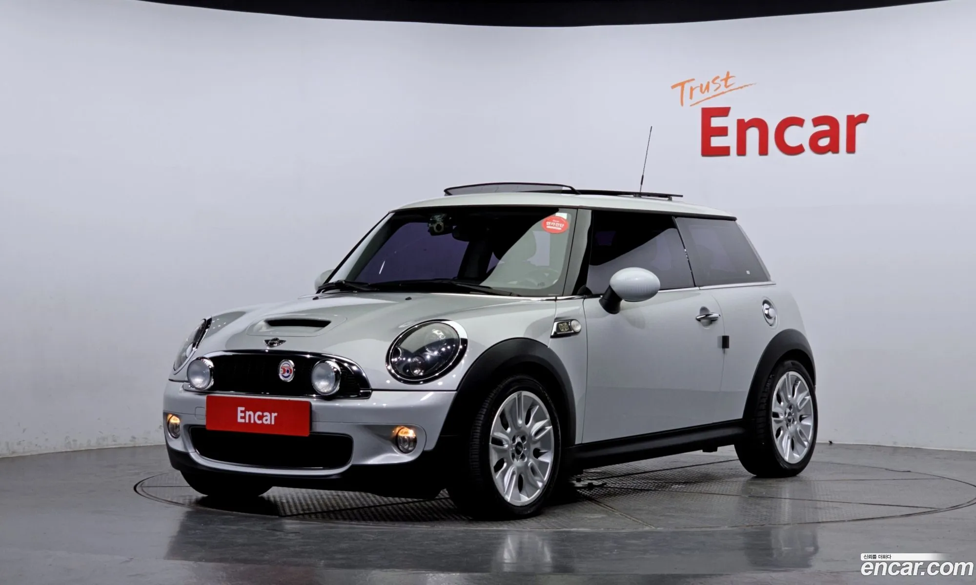 Mini Cooper S Camden - фотография 9186231