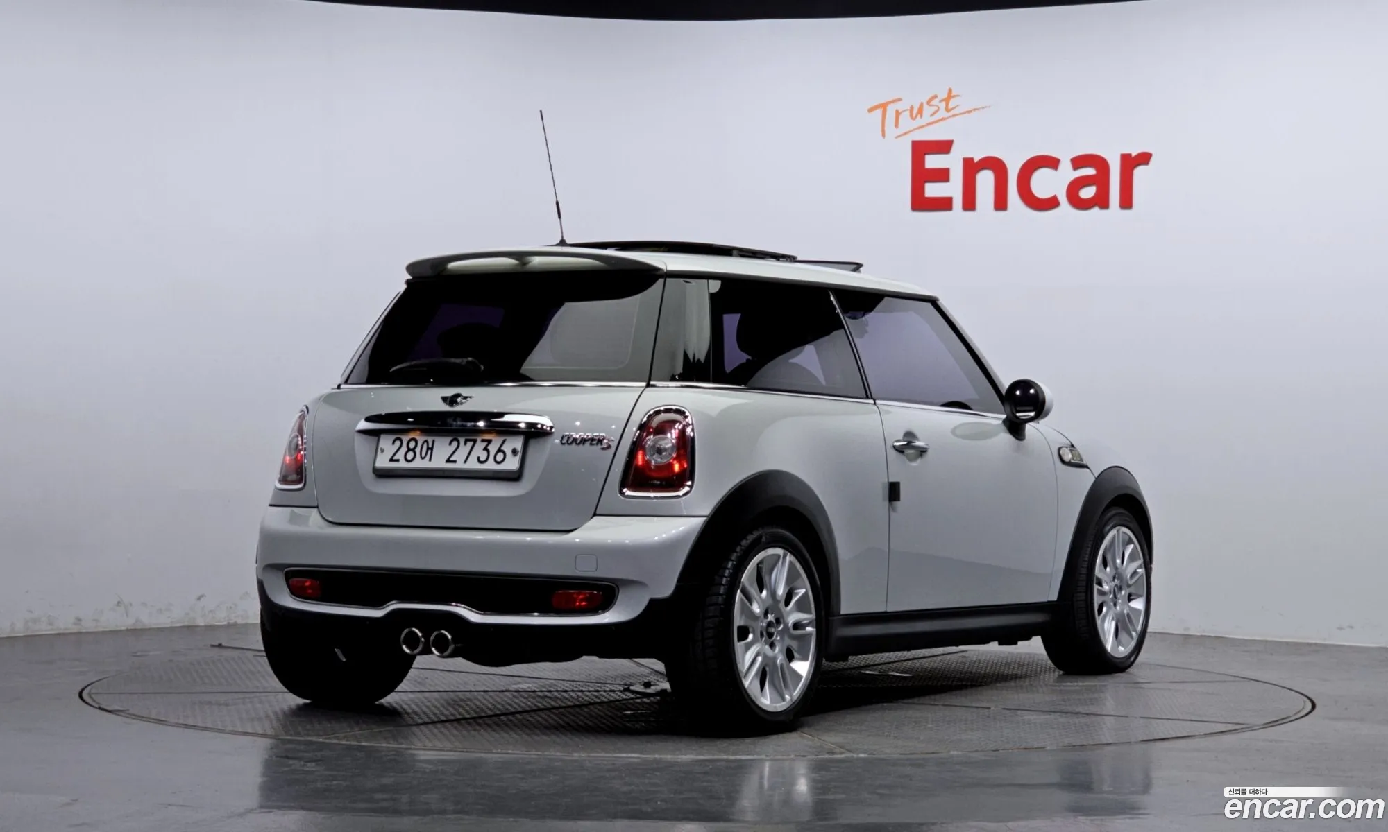 Mini Cooper S Camden - фотография 9186232