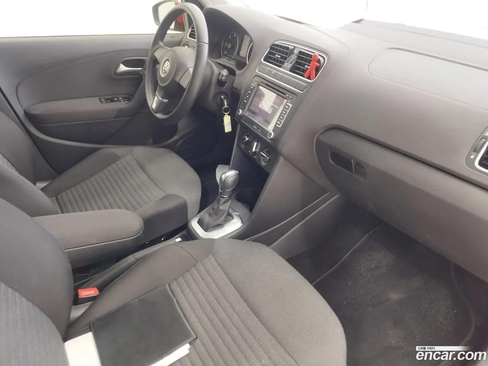 Volkswagen Polo 16 Tdi R-Line 5Th Generation - фотография 12447030