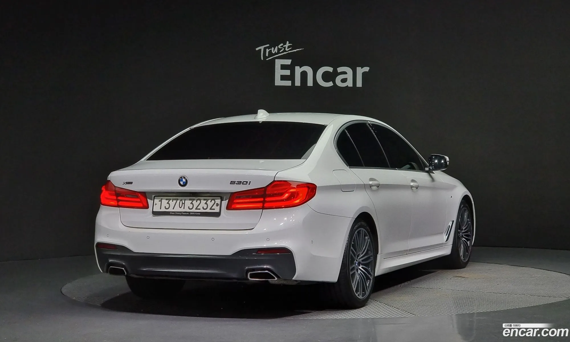 BMW 5 Series G30 530I xDrive M Sport Plus - фотография 58756