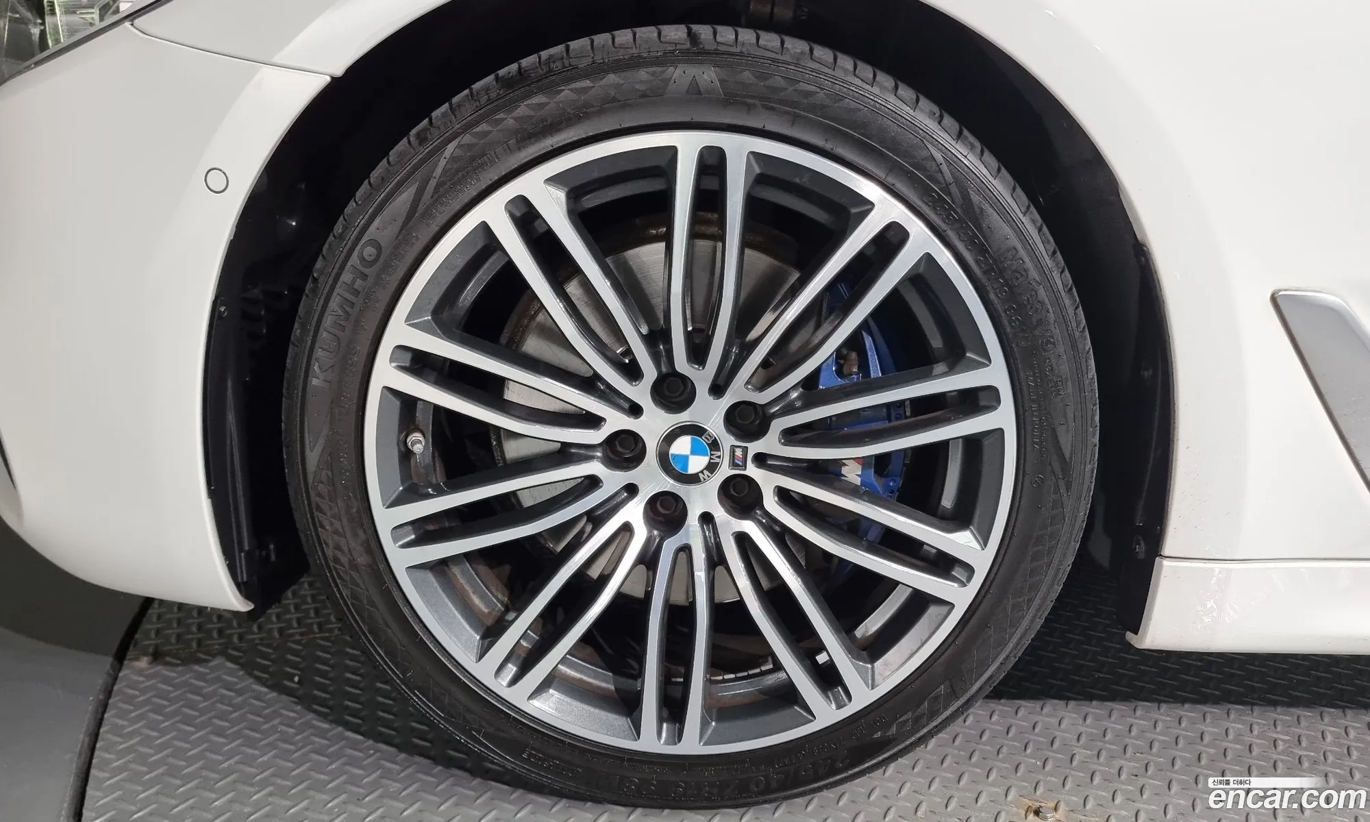 BMW 5 Series G30 530I xDrive M Sport Plus - фотография 58759