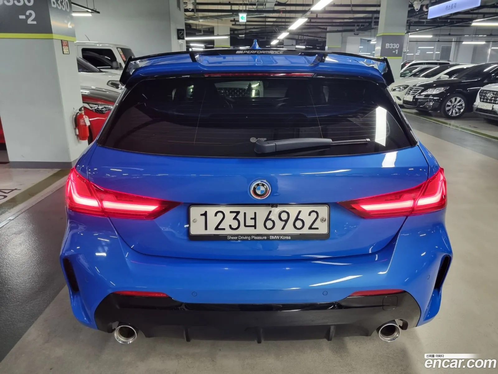 BMW 1 Series F40 118D M Sports First Edition - фотография 58746