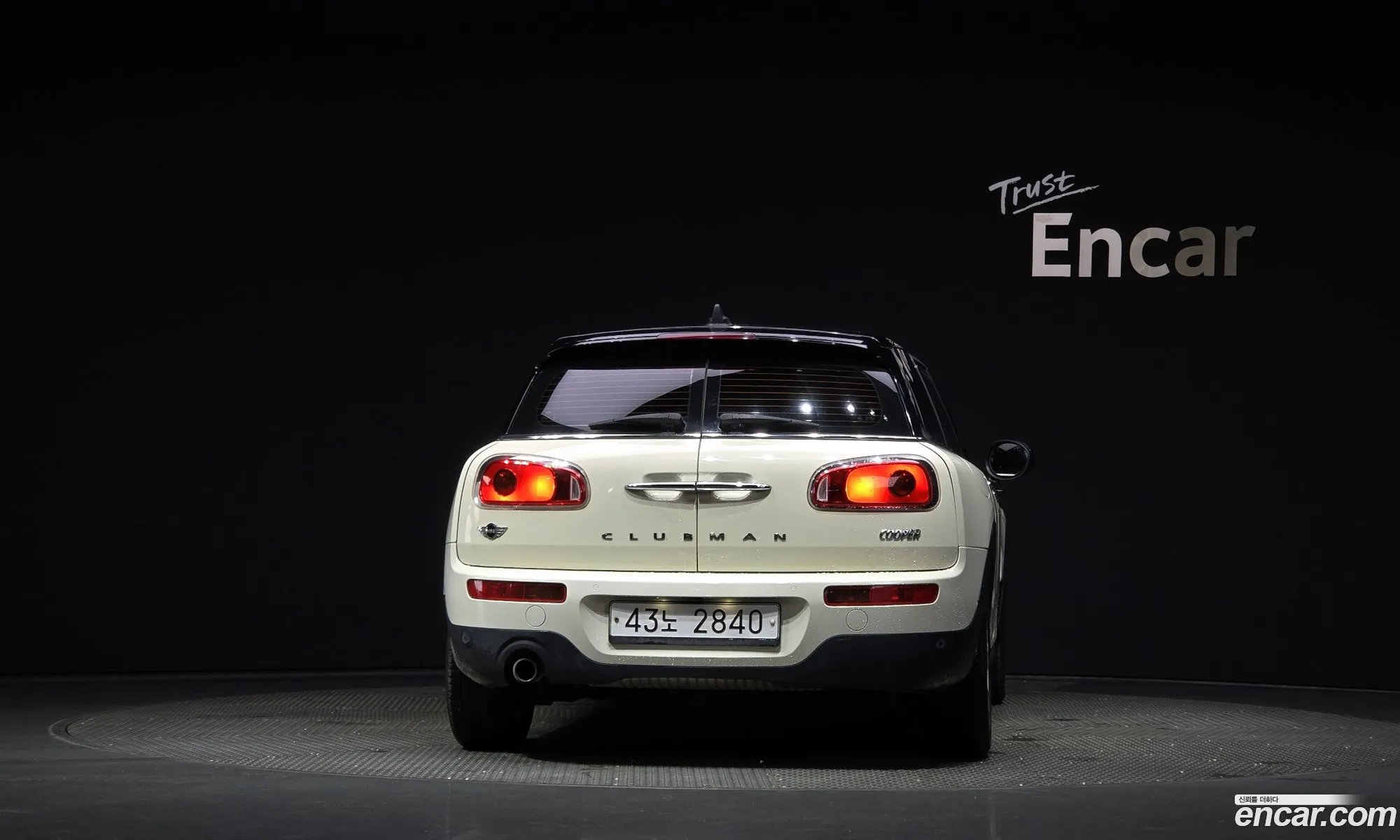 Mini Cooper Clubman Basic 2Nd Generation - фотография 9233302