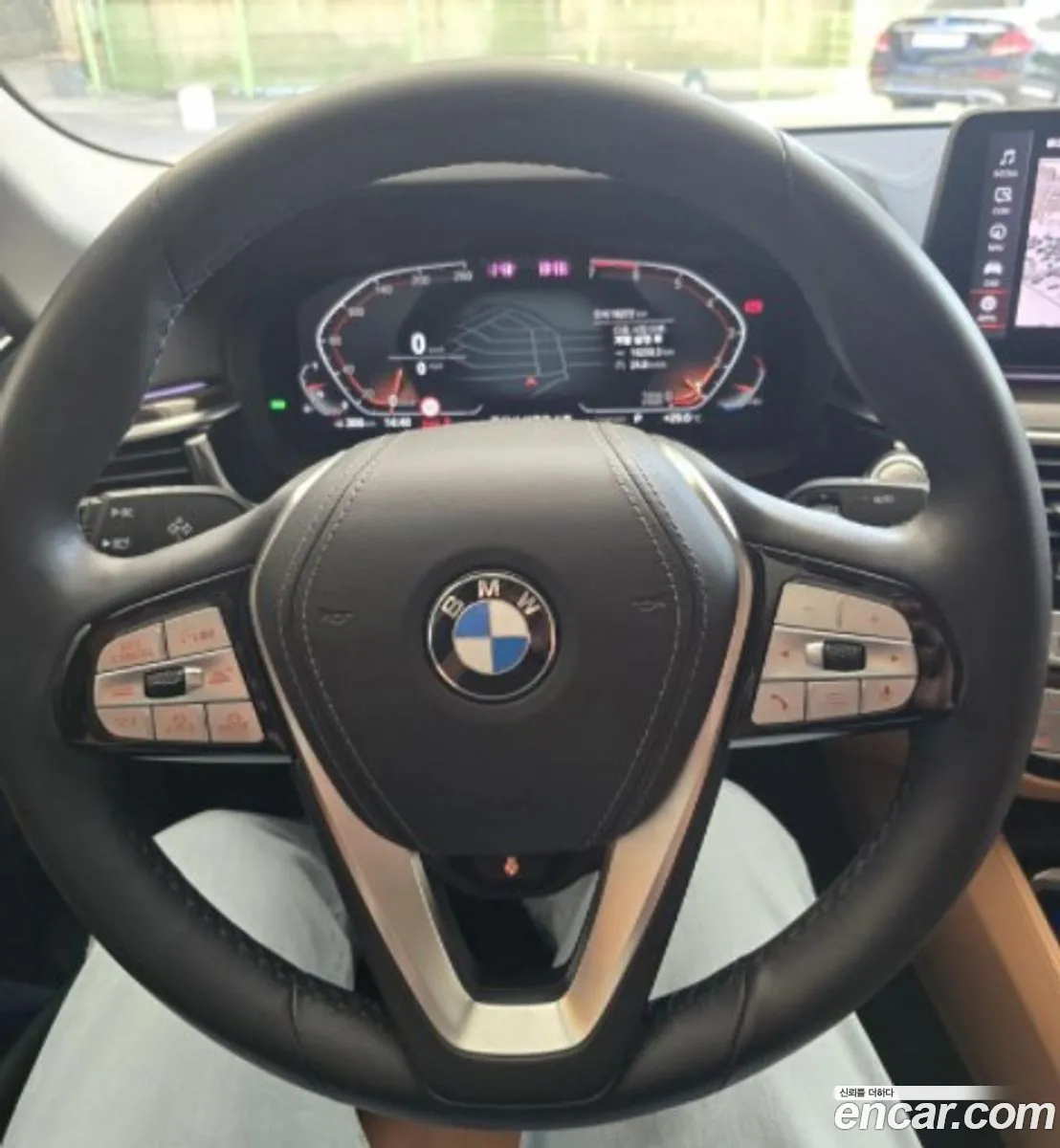 BMW 5 Series G30 520I Luxury - фотография 19148774