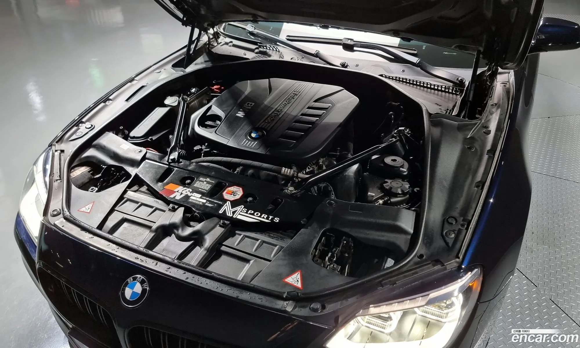 BMW 6 Series F12 640D xDrive M Sports Gran Coupe - фотография 3856615