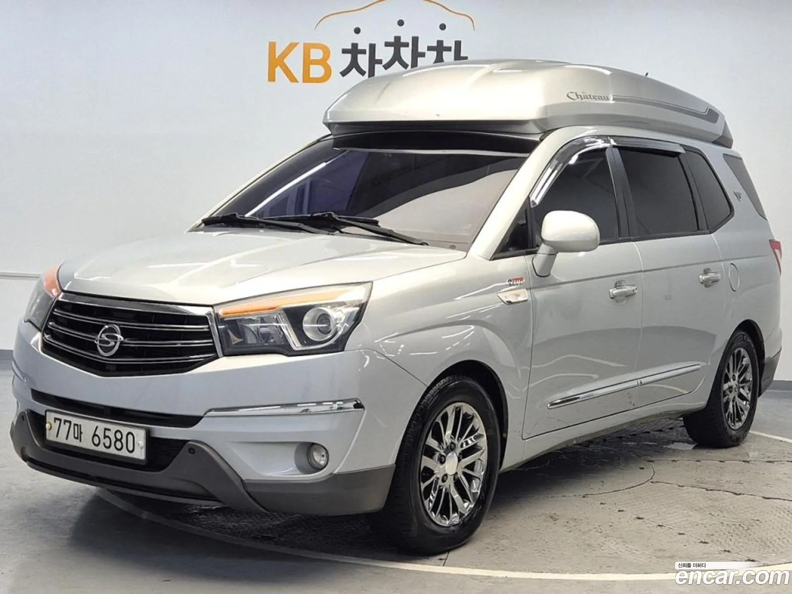 Kg Mobility Ssangyong Korando Turismo 4Wd Chateau 11-Seater High Roof - фотография 7510780