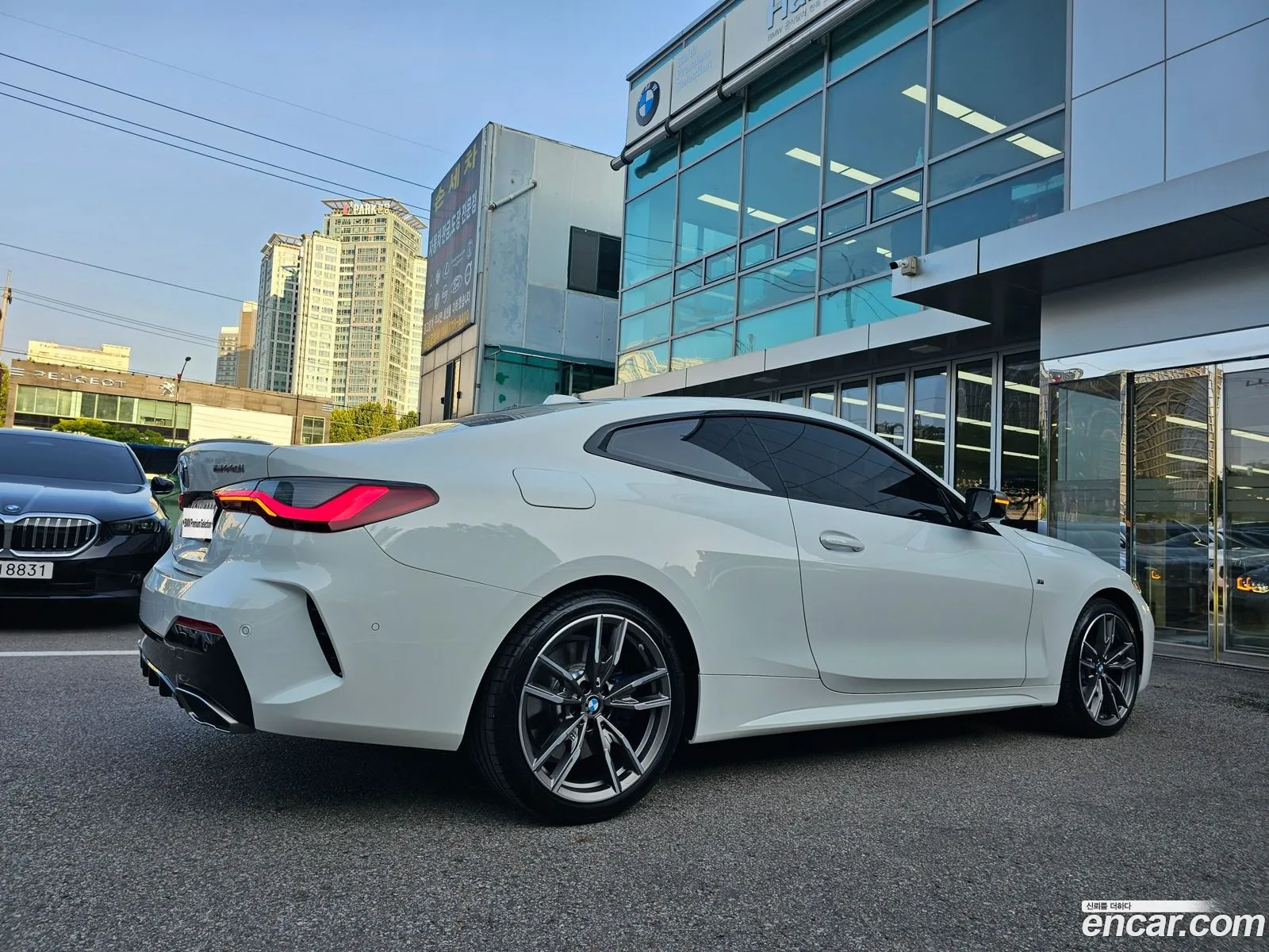 BMW 4 Series G22 M440I xDrive Online Exclusive Coupe - фотография 2453820