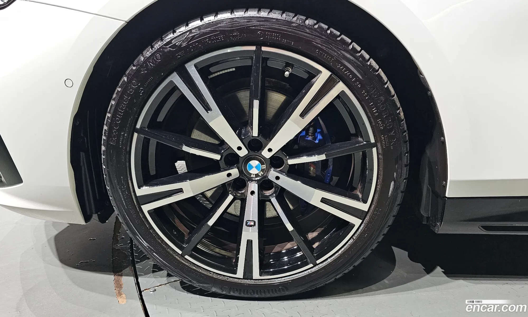 BMW 5 Series G60 530I xDrive M Sports - фотография 3468138