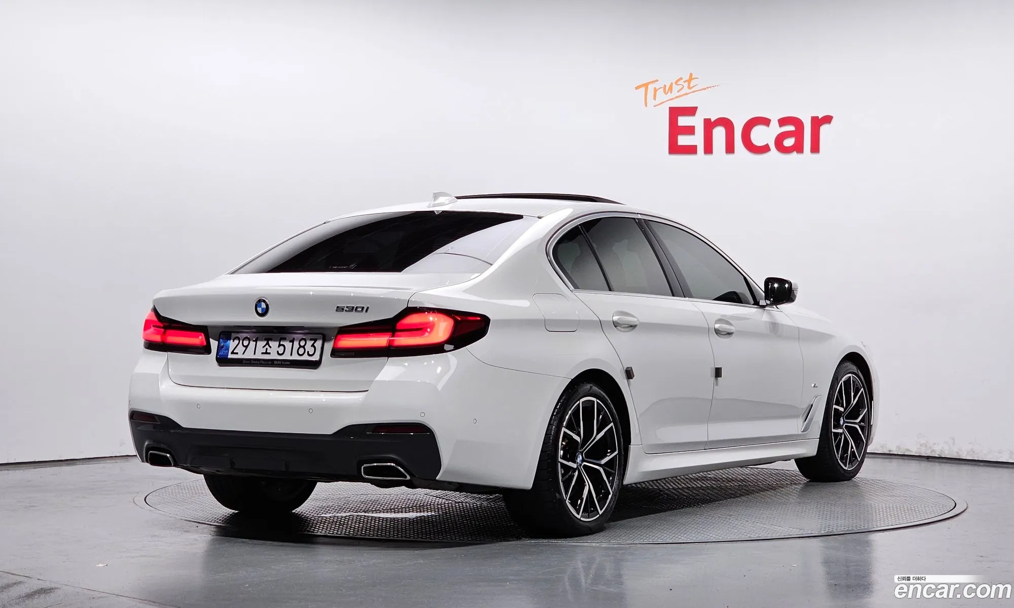 BMW 5 Series G30 530I M Sports - фотография 3470910