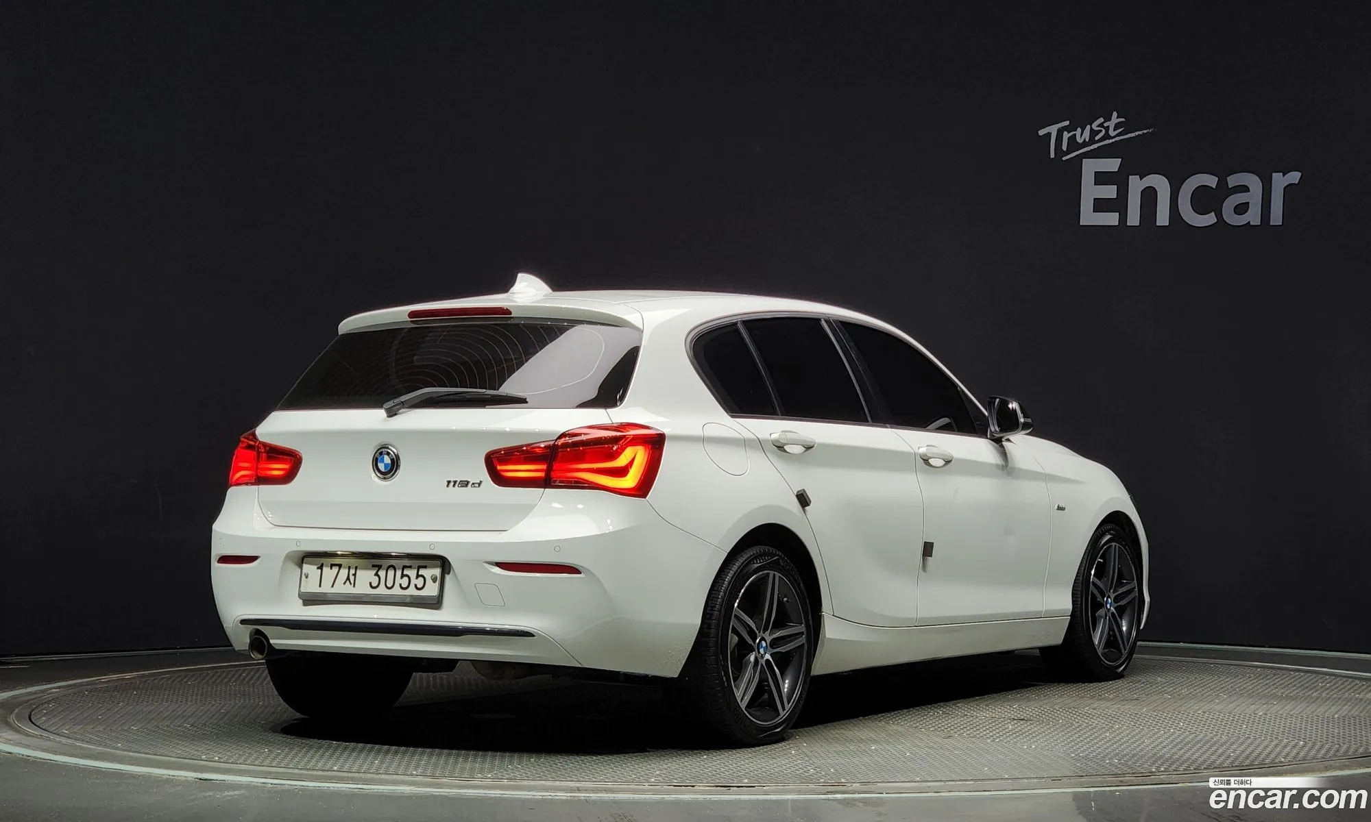 BMW 1 Series F20 118D Sports 5-Door - фотография 3470886