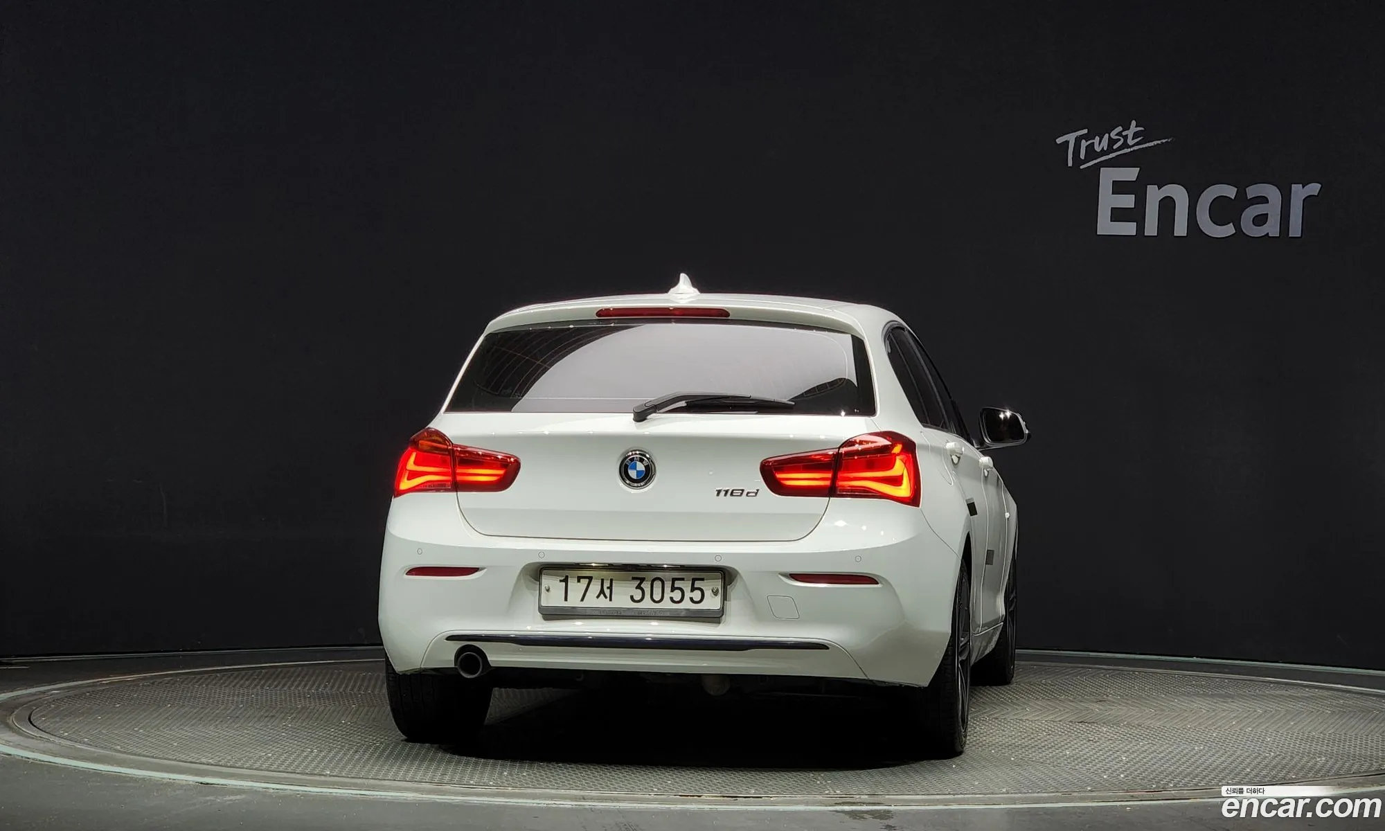 BMW 1 Series F20 118D Sports 5-Door - фотография 3470888