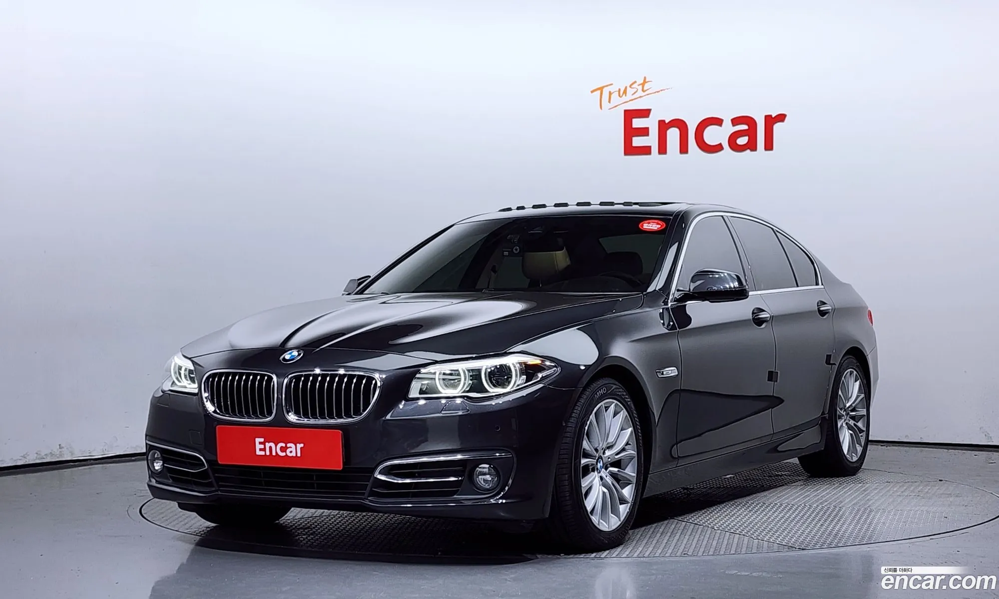 BMW 5 Series F10 528I Luxury - фотография 3470837