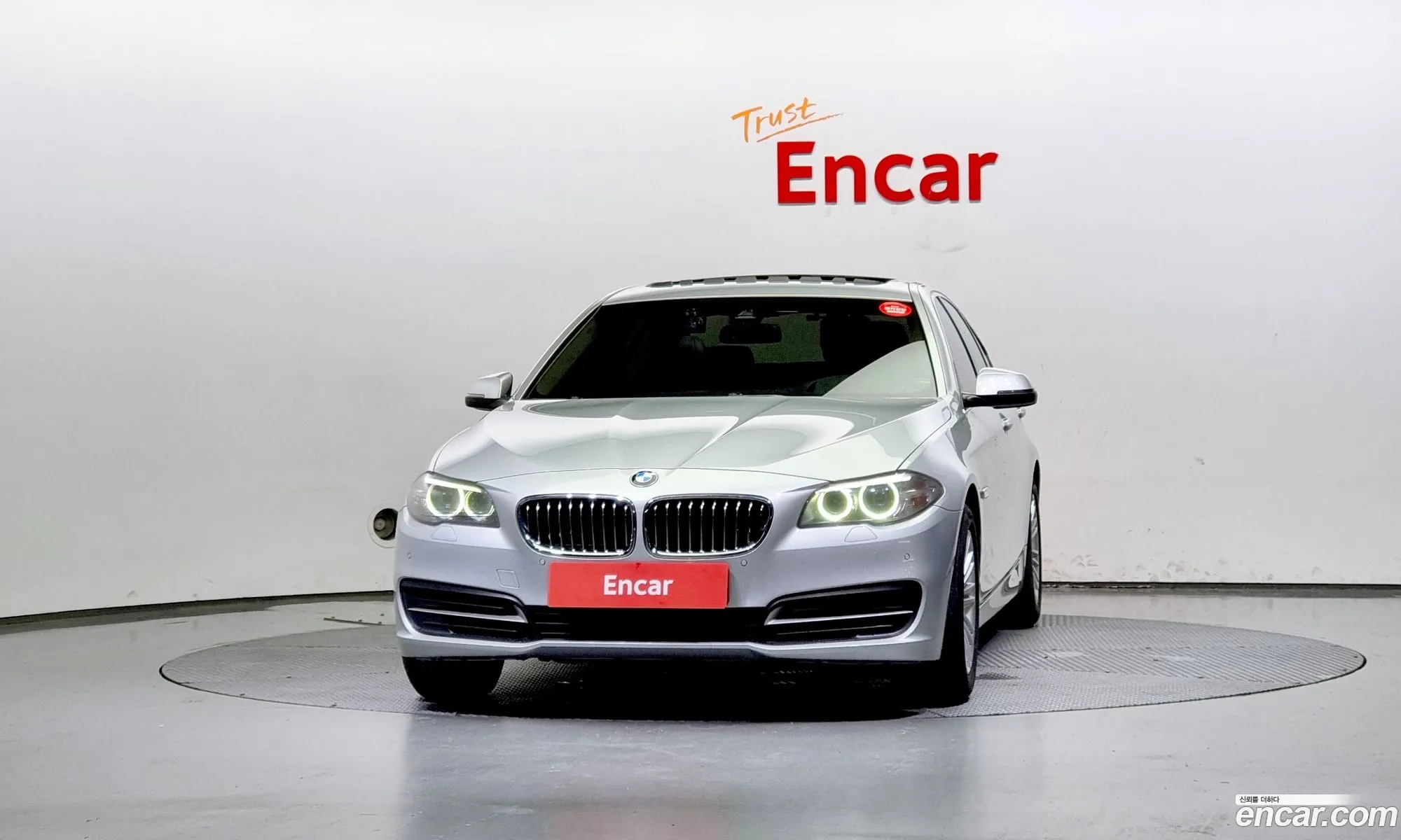BMW 5 Series F10 520D xDrive - фотография 58170