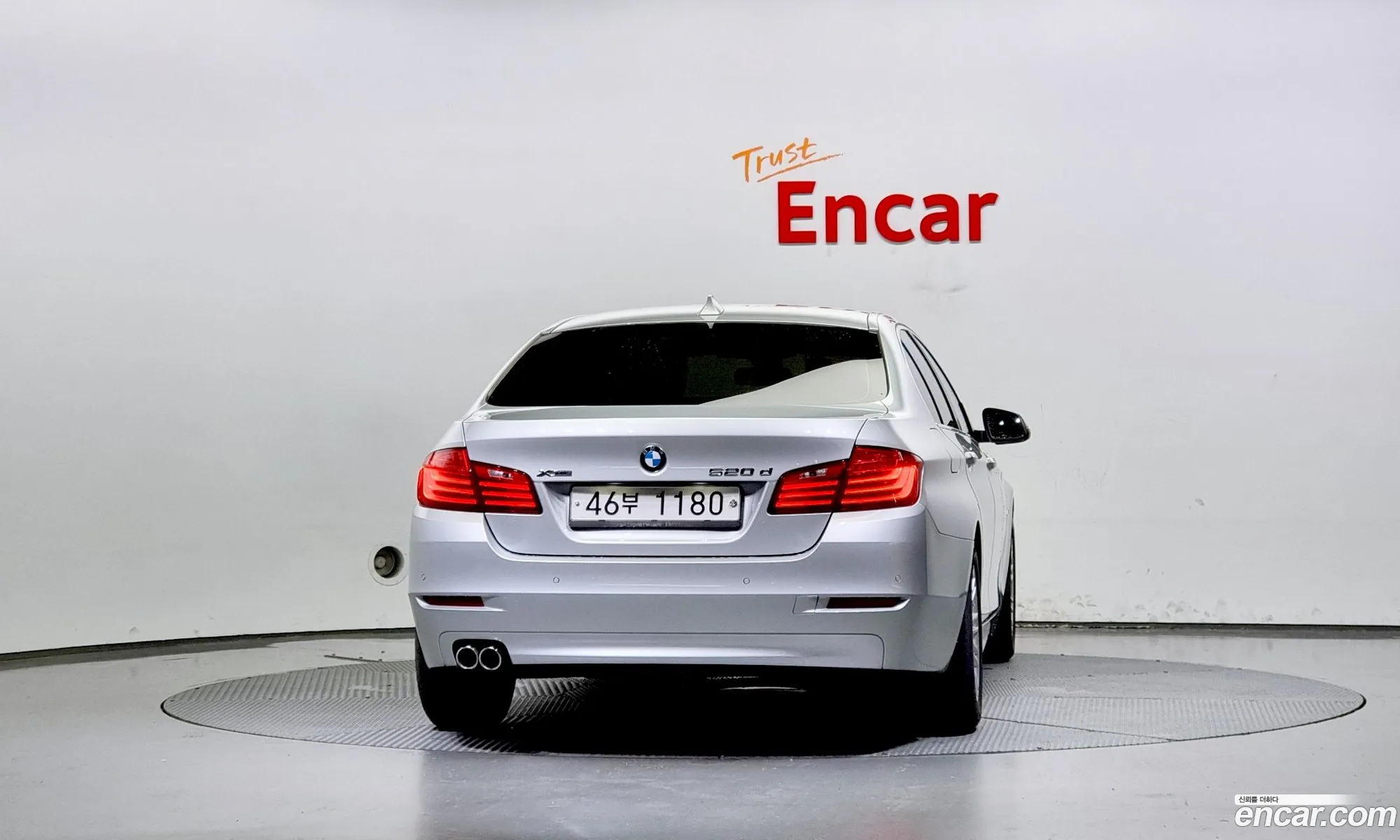 BMW 5 Series F10 520D xDrive - фотография 58171