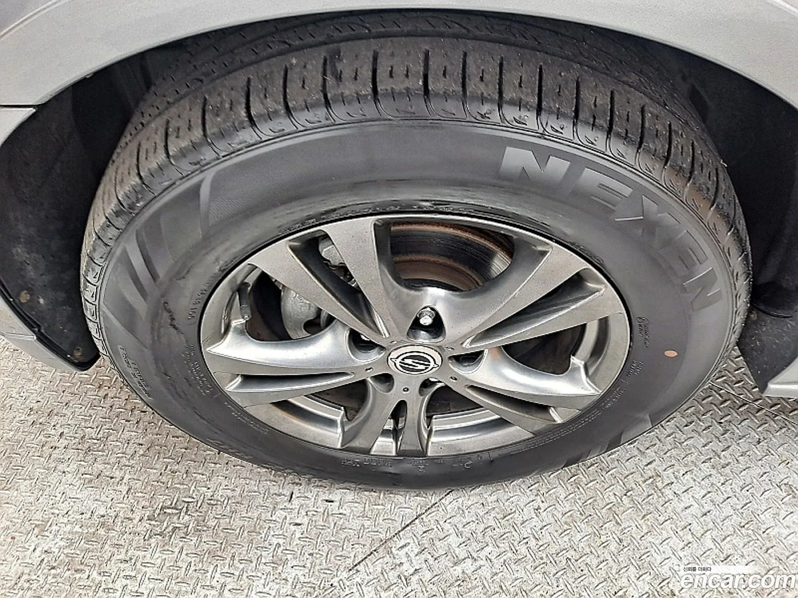 Kg Mobility Ssangyong Super Rexton 2Wd Rx4 Top-Of-The-Line Model - фотография 4874283