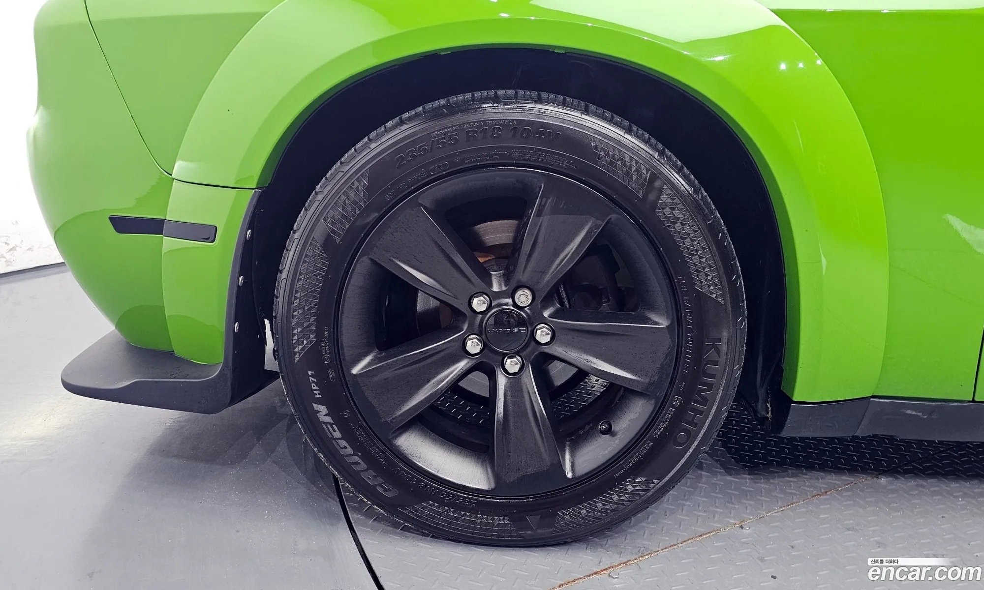 Dodge Challenger 36 - фотография 3539863