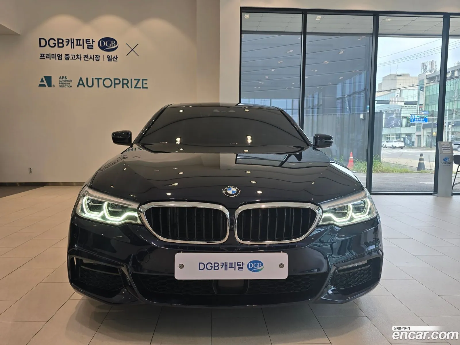 BMW 5 Series G30 520D xDrive M Sport Plus - фотография 4347202