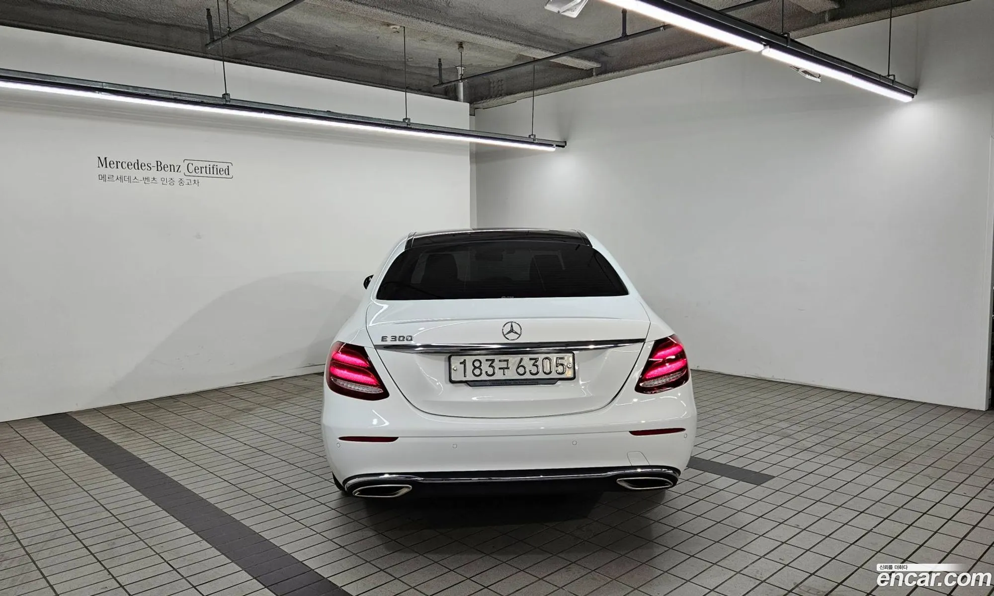 Mercedes E-Class W213 E300 Avantgarde - фотография 12576460