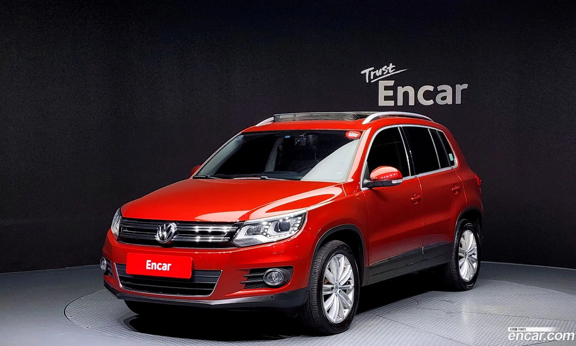 Volkswagen New Tiguan 20 Tdi Premium 5N - фотография 12804836