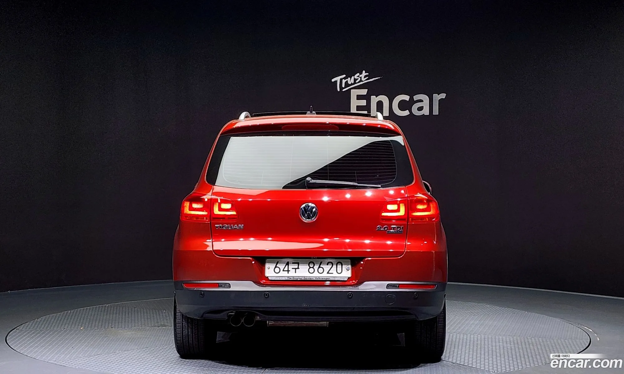 Volkswagen New Tiguan 20 Tdi Premium 5N - фотография 12804839