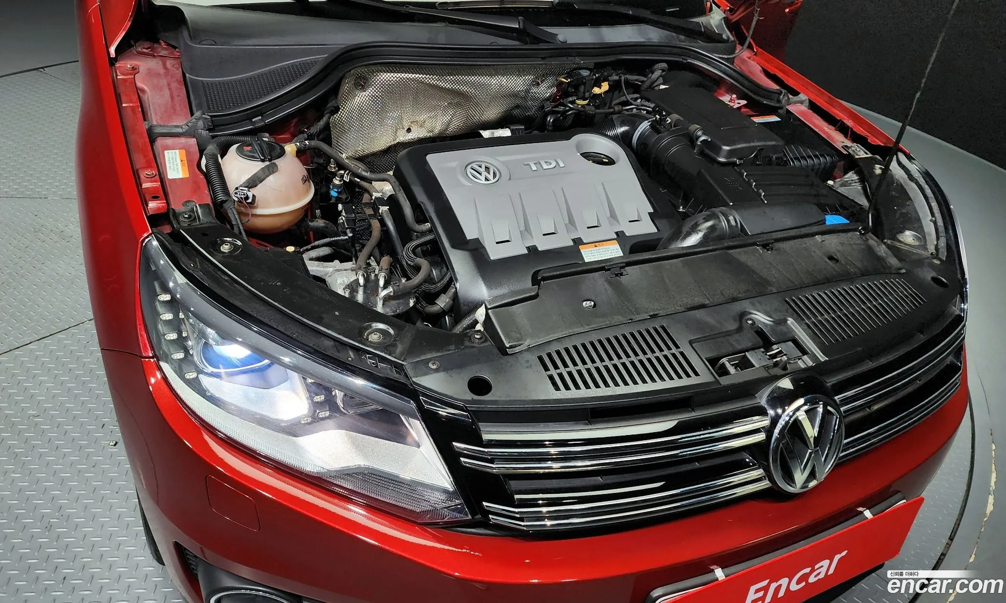 Volkswagen New Tiguan 20 Tdi Premium 5N - фотография 12804841