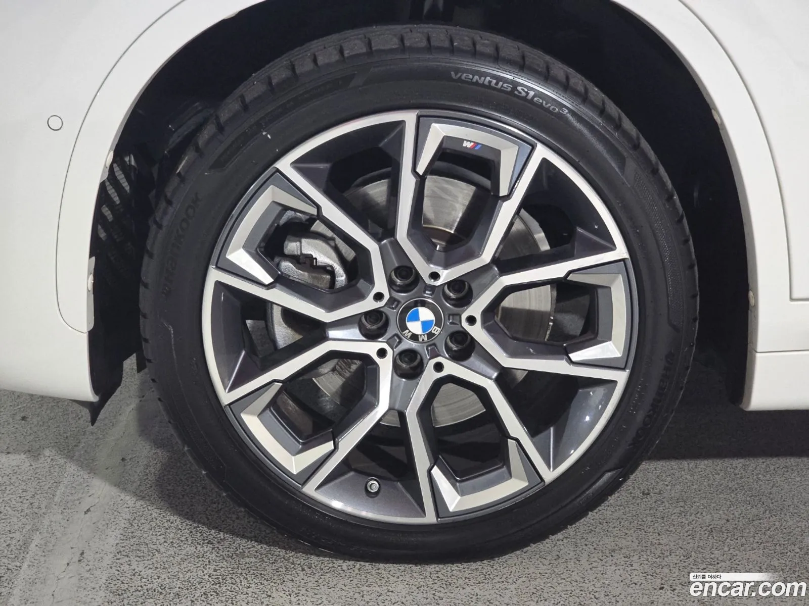 BMW X1 F48 xDrive 20I M Sport - фотография 4562109