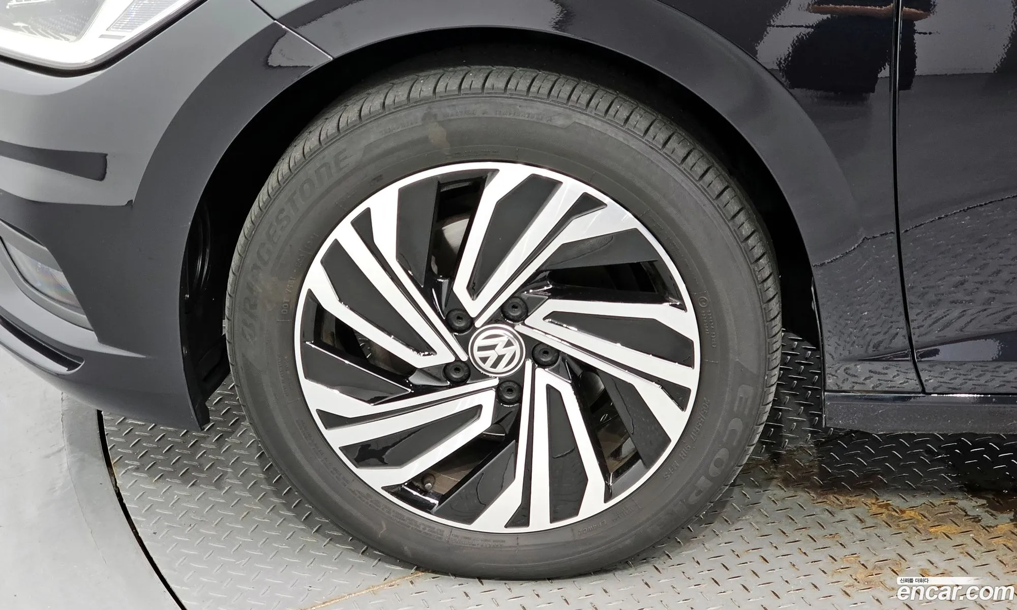 Volkswagen Jetta 7Th Generation 14 Tsi Prestige - фотография 12446981