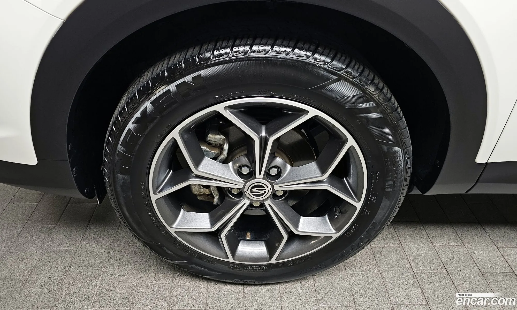 Kg Mobility Ssangyong Beautiful Korando Gasoline 15 2Wd C5 Plus - фотография 5017106