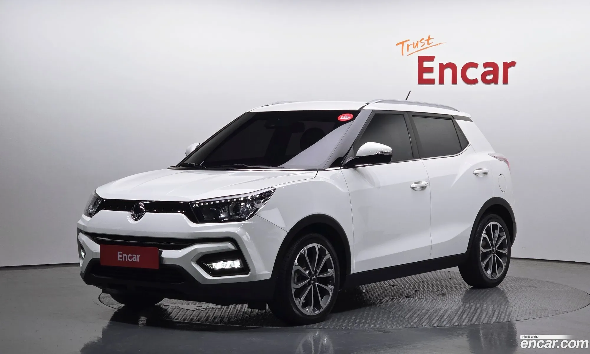 Kg Mobility Ssangyong Tivoli Armor Gear Edition 2Wd - фотография 5017078