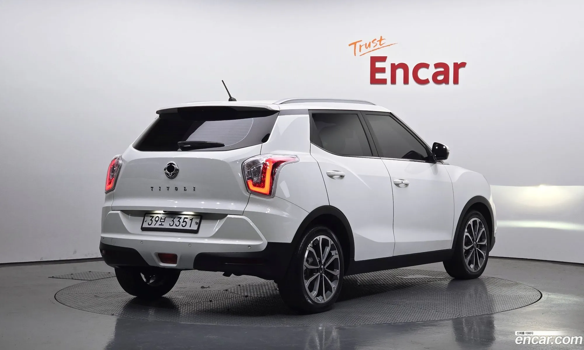 Kg Mobility Ssangyong Tivoli Armor Gear Edition 2Wd - фотография 5017079