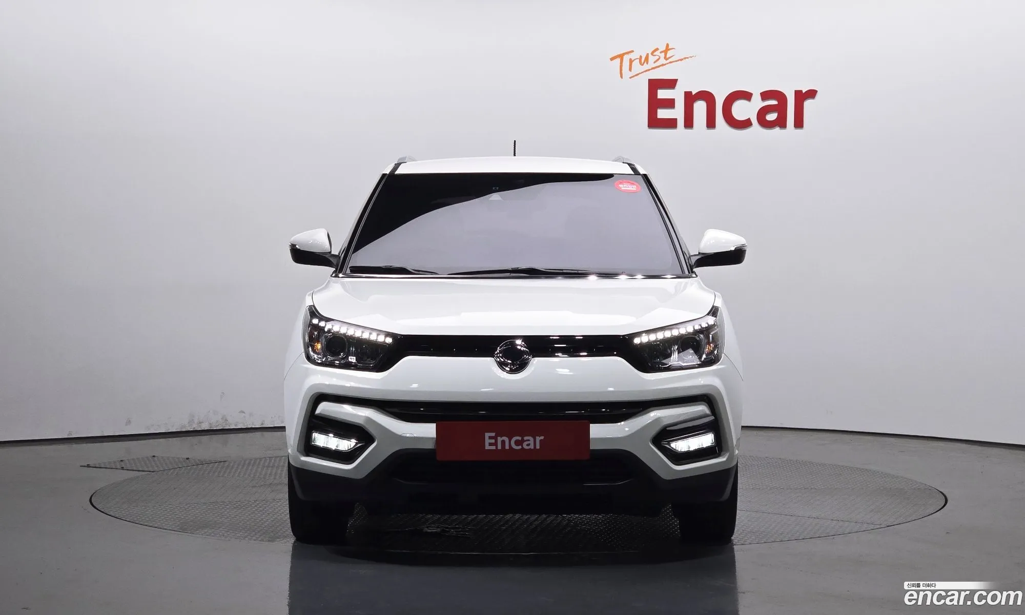 Kg Mobility Ssangyong Tivoli Armor Gear Edition 2Wd - фотография 5017080