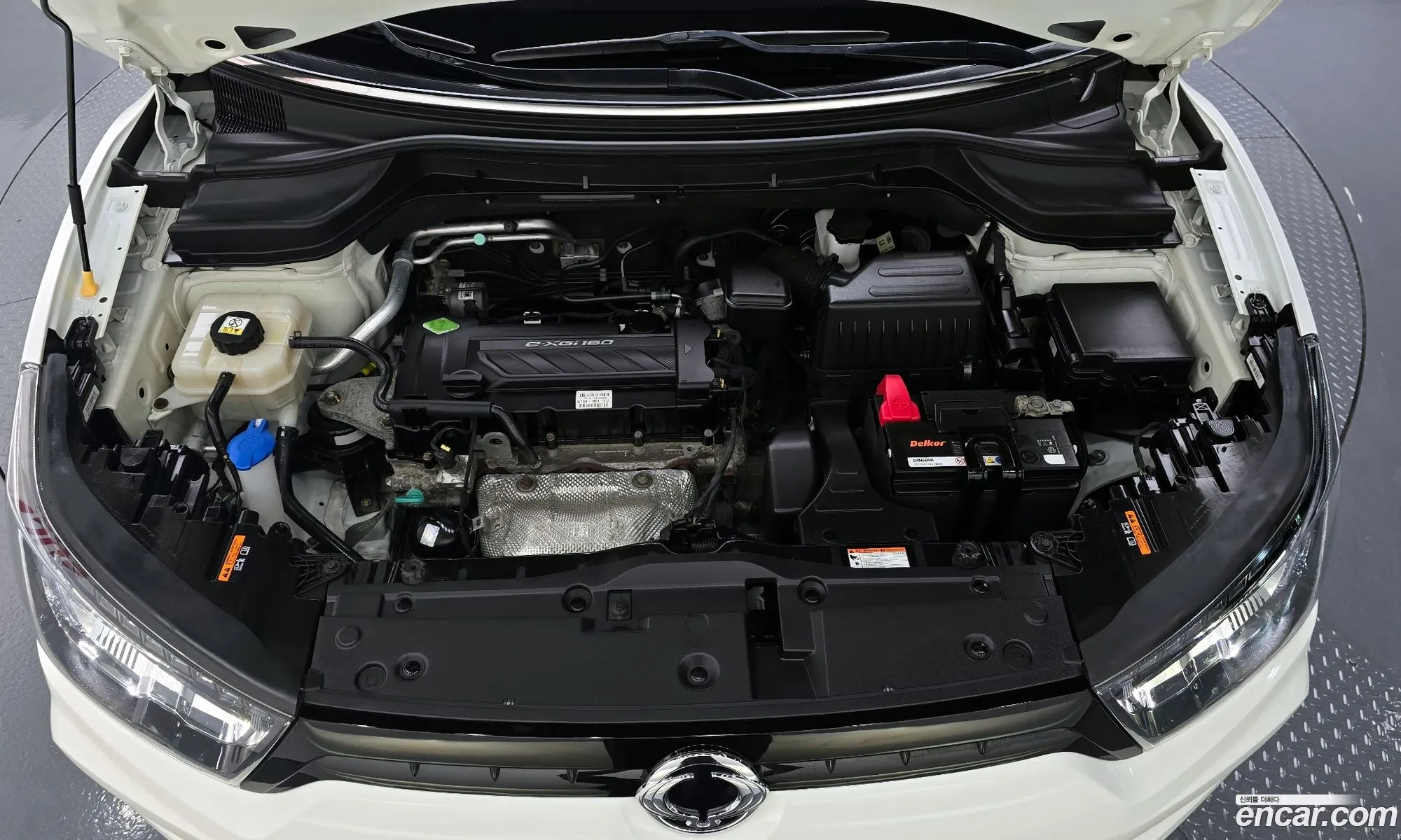 Kg Mobility Ssangyong Tivoli Armor Gear Edition 2Wd - фотография 5017083