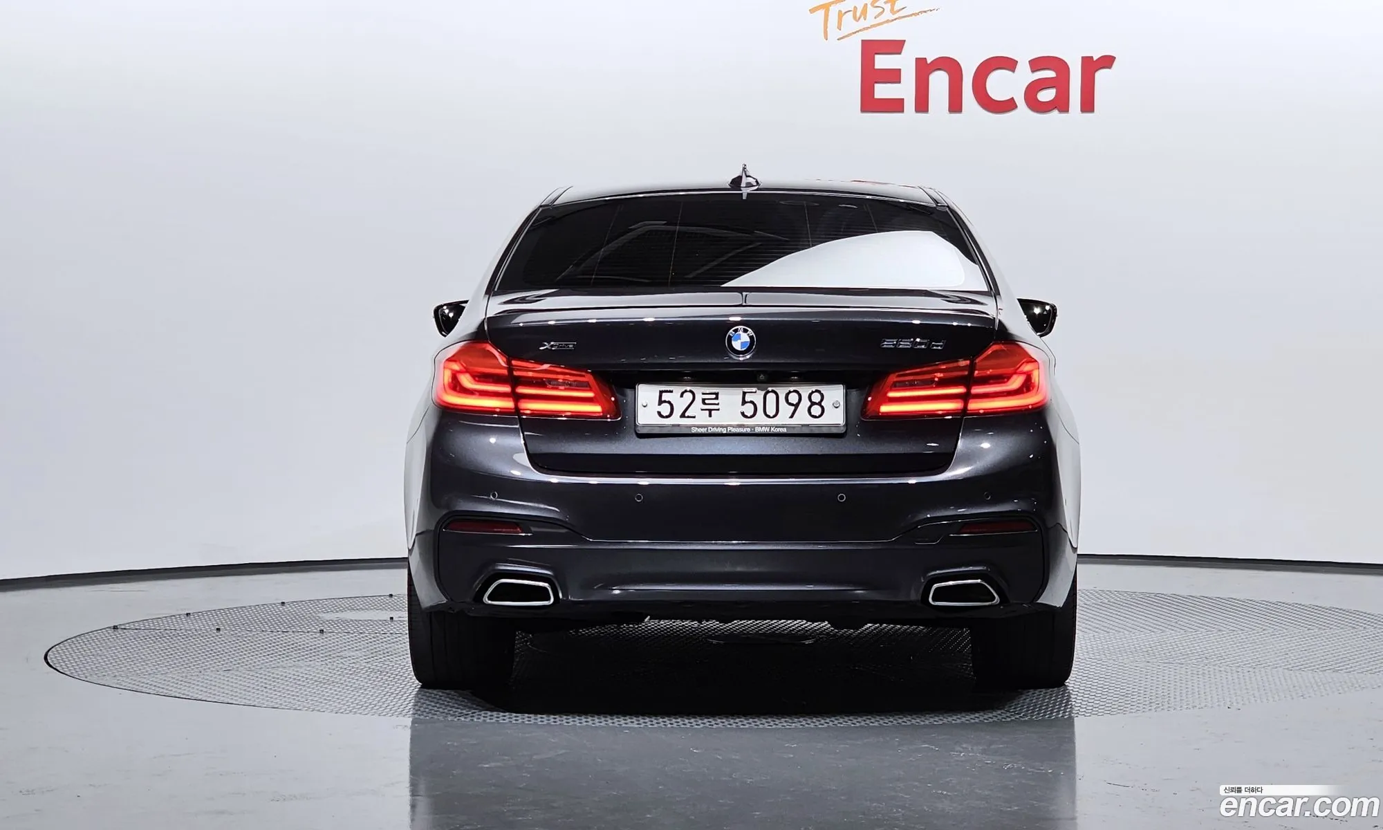 BMW 5 Series G30 520D xDrive M Sport Plus - фотография 3343790