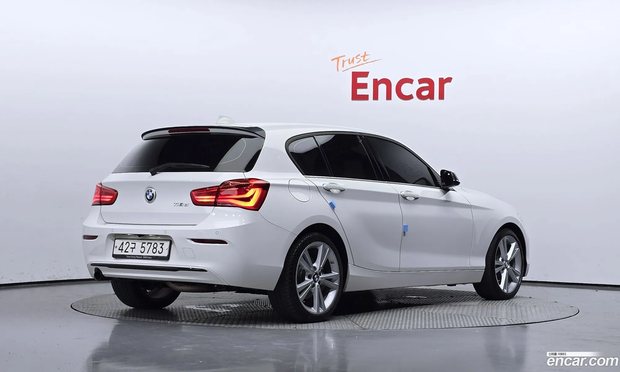 BMW 1 Series F20 118D Sports Special Edition 5-Door - фотография 3340720