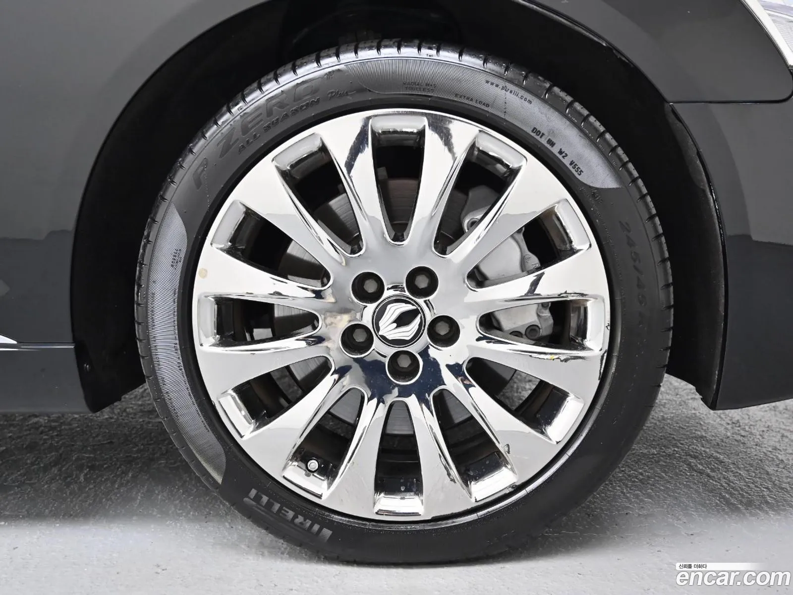 Kg Mobility Ssangyong New Chairman W Cw700 4Tronic Prestige - фотография 5473728