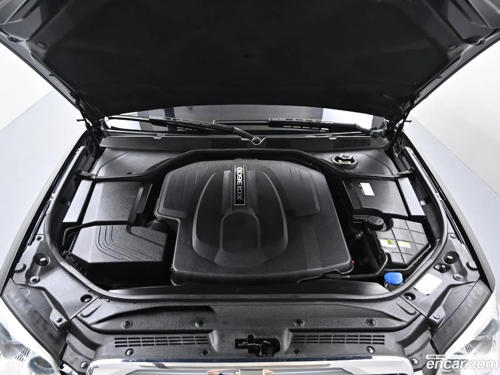 Kg Mobility Ssangyong New Chairman W Cw700 4Tronic Prestige - фотография 5473729