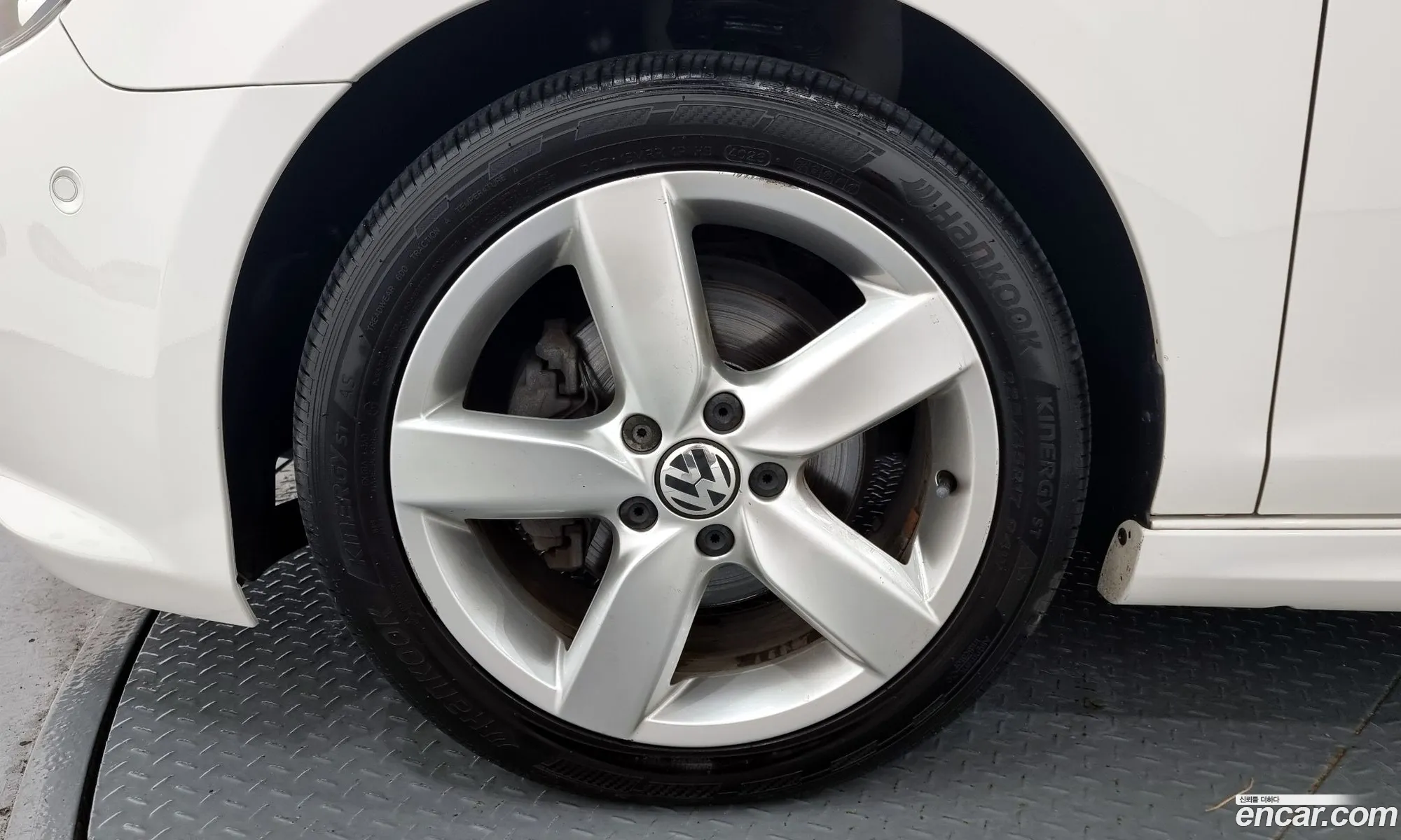 Volkswagen Golf 6Th Generation 20 Tdi Style Edition - фотография 12826242