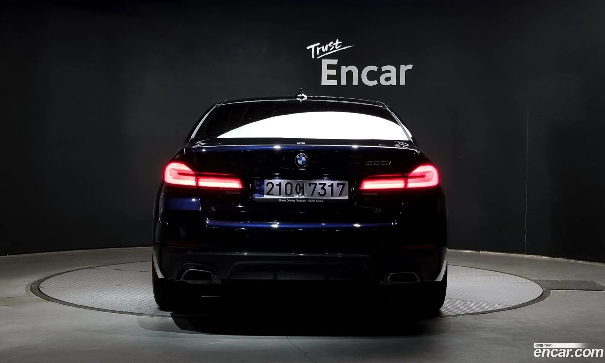 BMW 5 Series G30 530I M Sports - фотография 4596568
