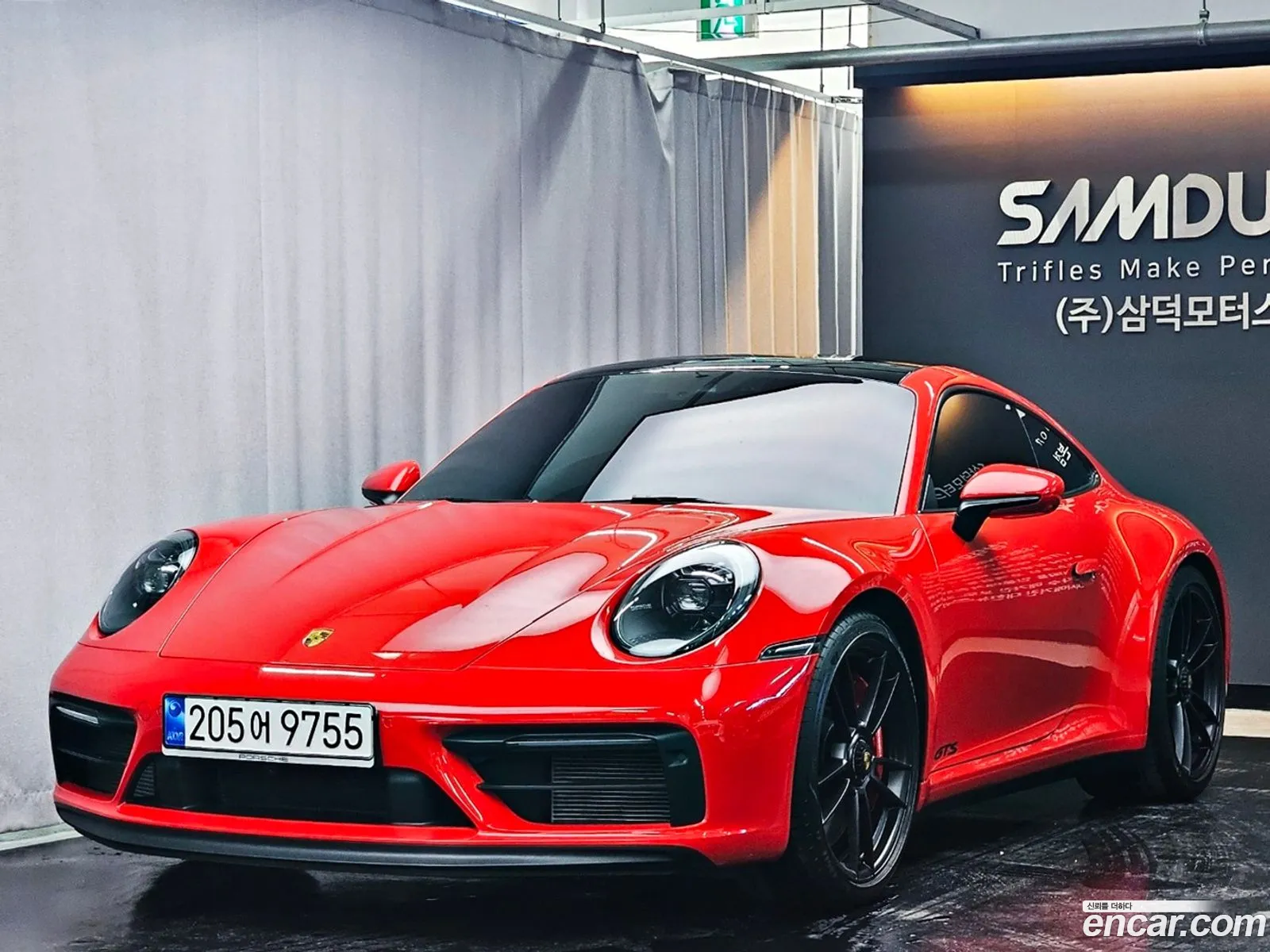 Porsche 911 992 Carrera 4 Gts - фотография 1039481