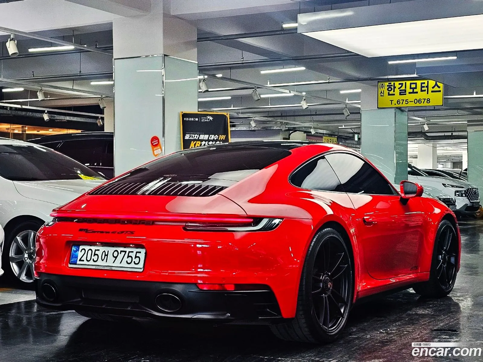 Porsche 911 992 Carrera 4 Gts - фотография 1039482