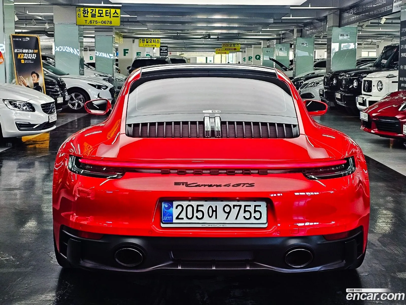 Porsche 911 992 Carrera 4 Gts - фотография 1039484