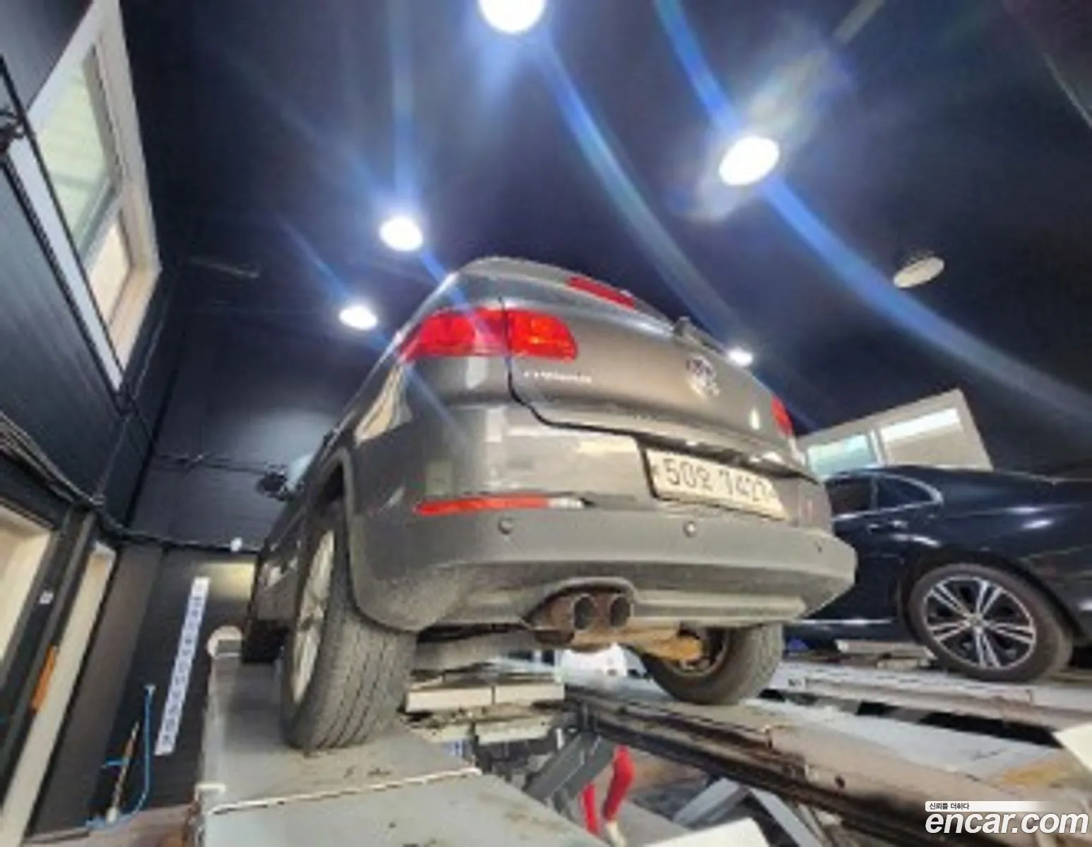 Volkswagen New Tiguan 20 Tdi Comfort 5N - фотография 12957411