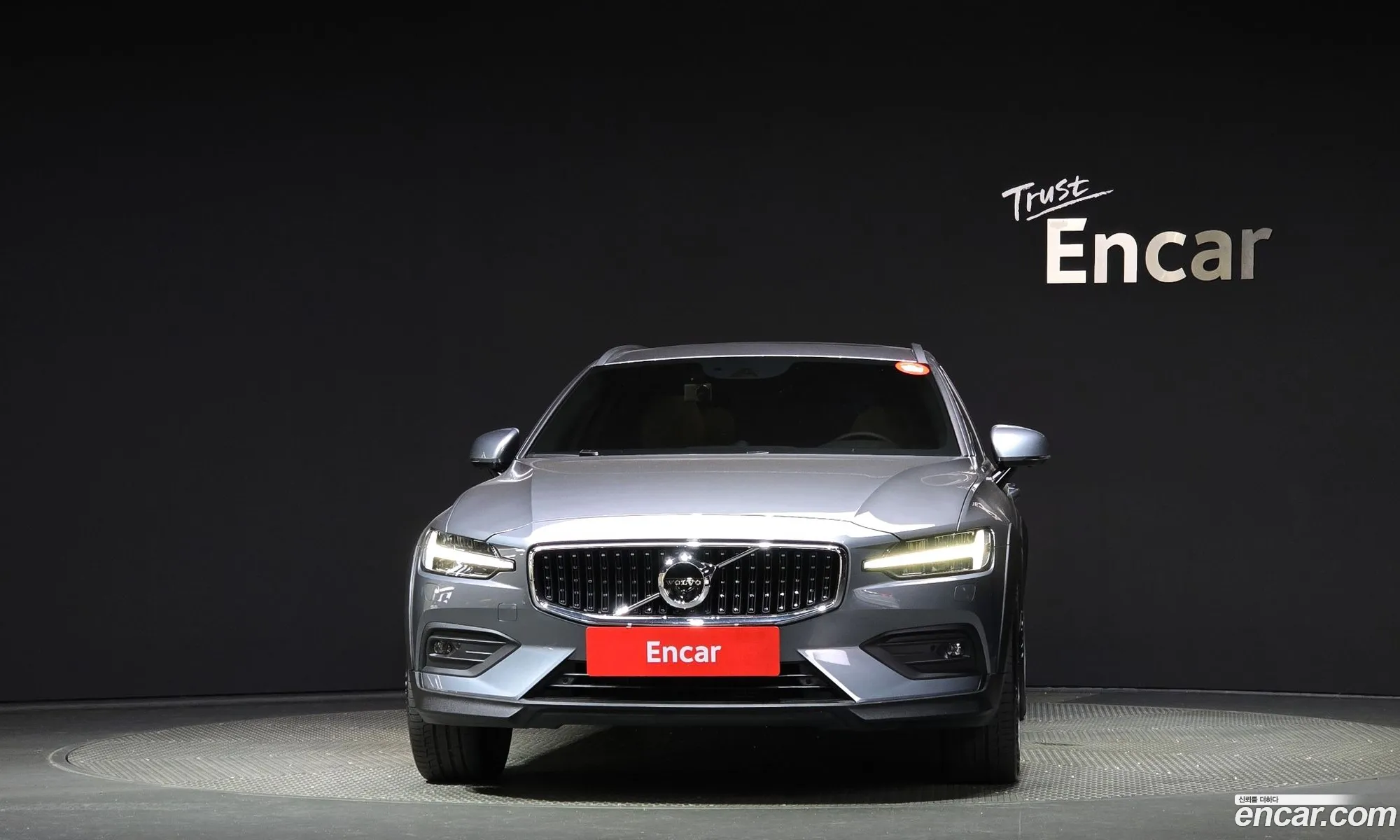 Volvo V60 Cross Country 2Nd Generation B5 Pro Awd - фотография 7641010
