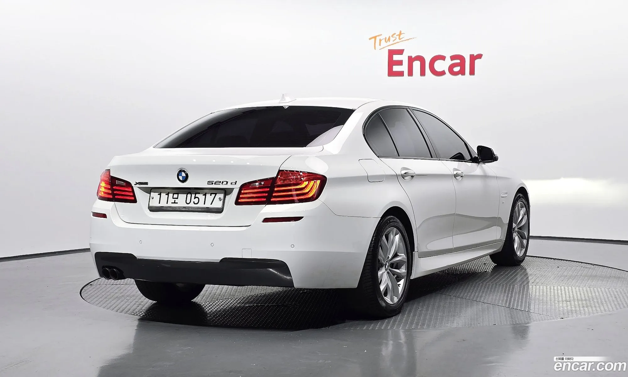 BMW 5 Series F10 520D xDrive M Aerodynamics - фотография 77643