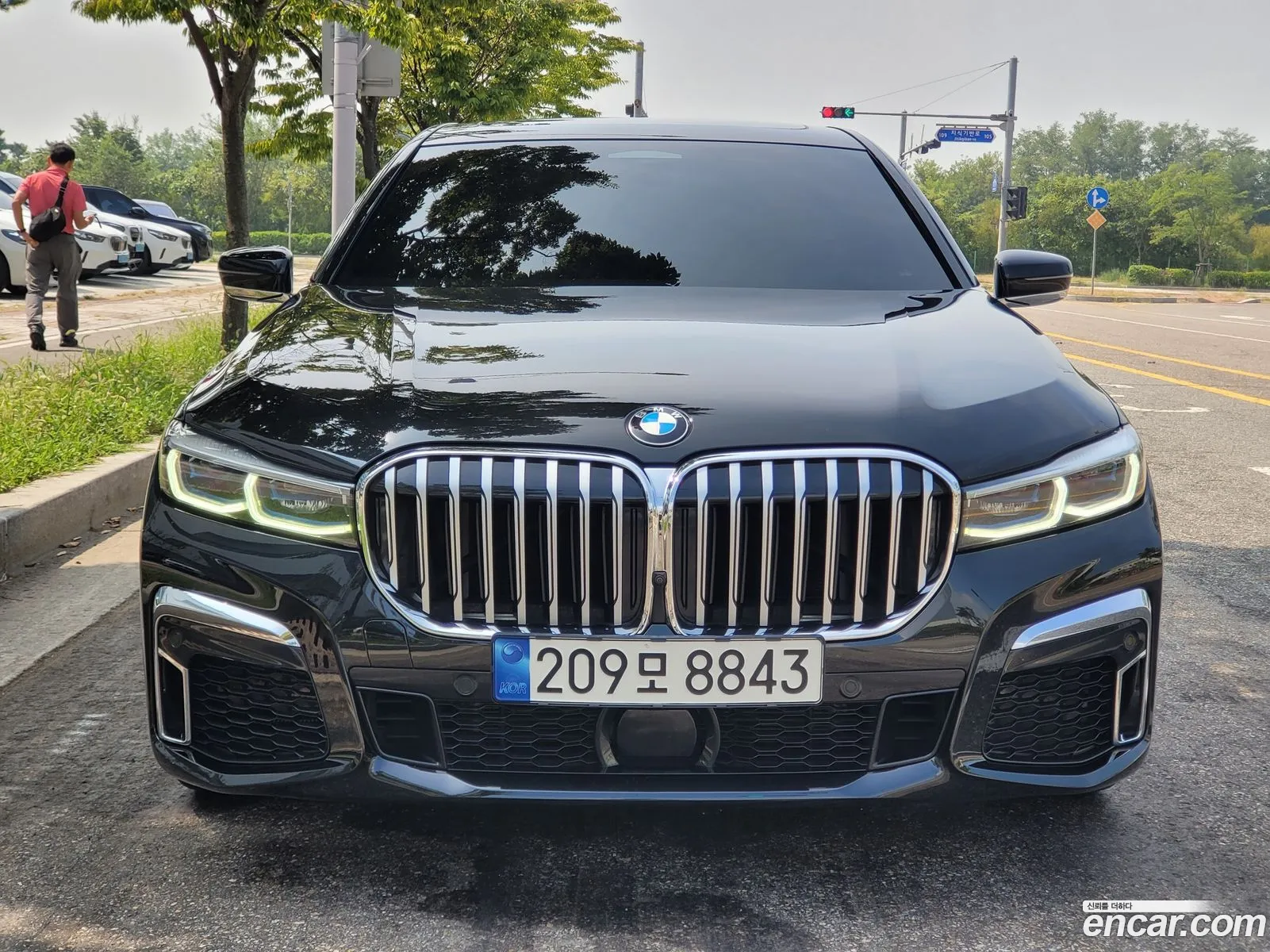 BMW 7 Series G11 740I M Sports - фотография 4347259
